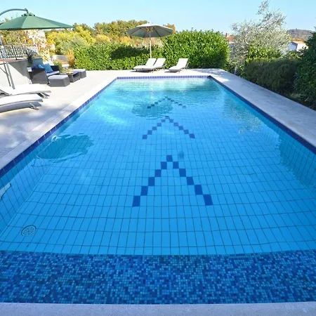 Calm Countryside Manor With Pool - With Pool * Rovinj