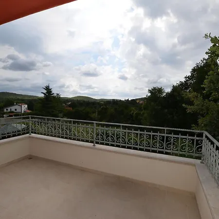 Villa Calm Countryside Manor With Pool - With Pool *